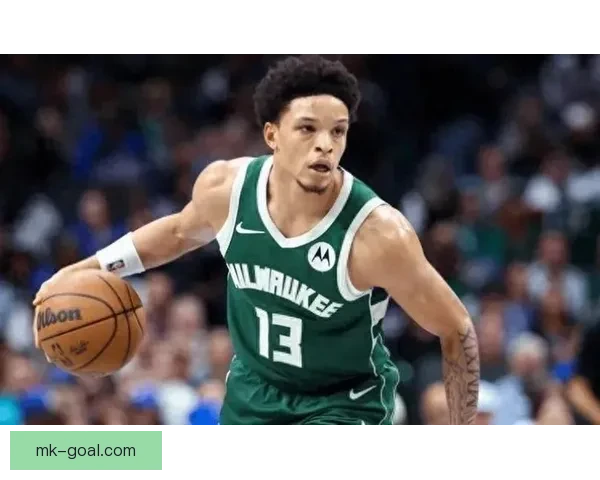 罗林斯狂砍24分三分如雨雄鹿大胜独行侠库兹马贡献20分